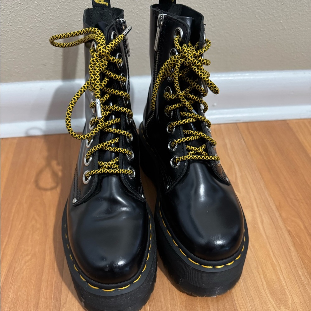 Doc Marten Jadon Max Boots